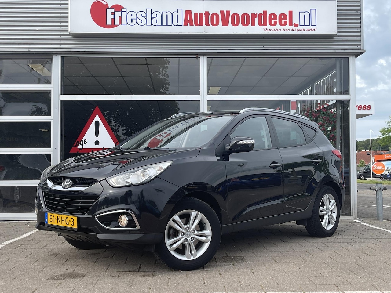 Hyundai ix35 - 2.0i Active /Cruise/Clima/Pano schuifdak/Trekhaak/ - AutoWereld.nl