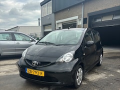 Toyota Aygo - 1.0-12V