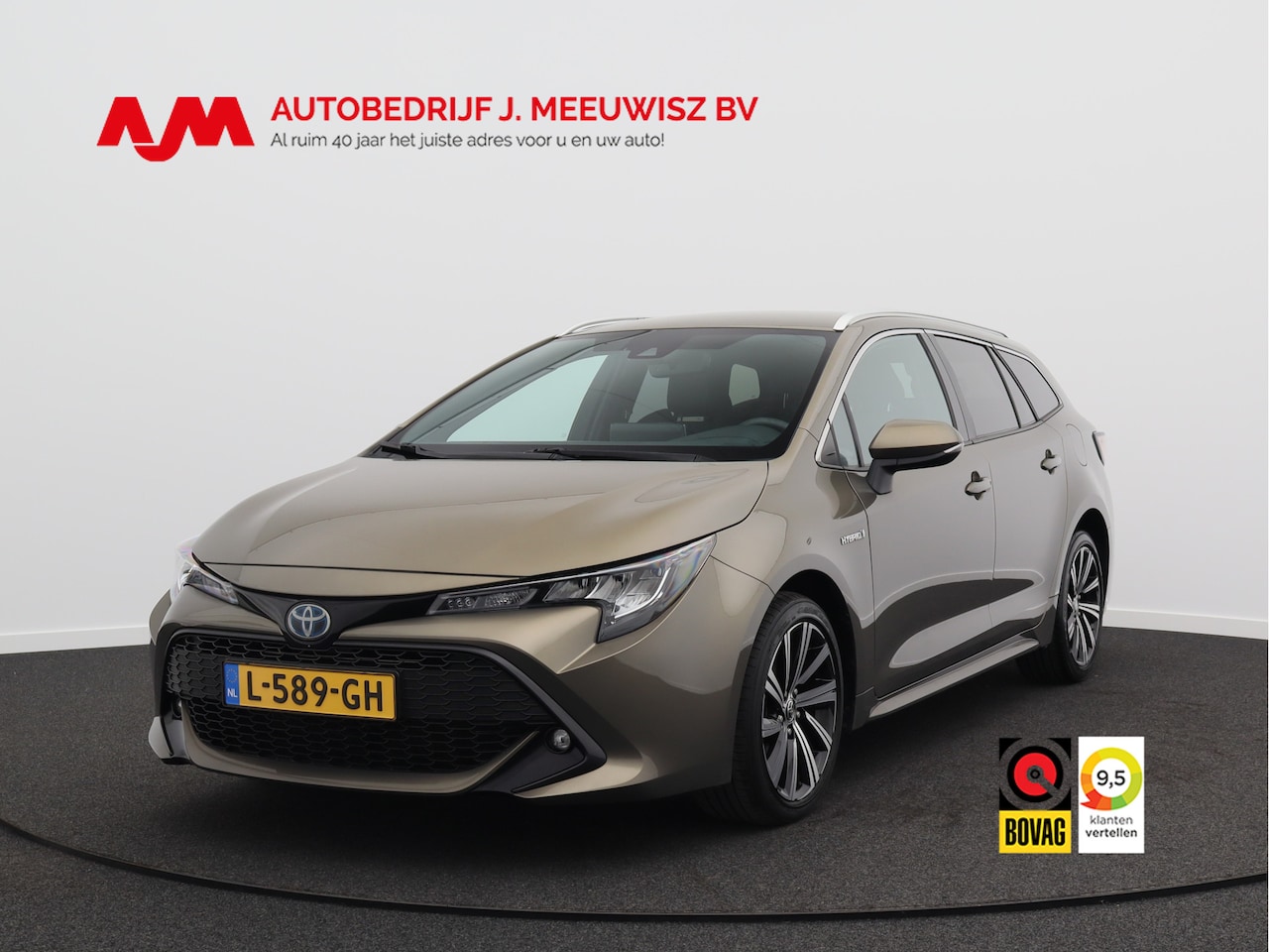 Toyota Corolla Touring Sports - 1.8 Hybrid Dynamic/ lage km/ zeer mooi! - AutoWereld.nl