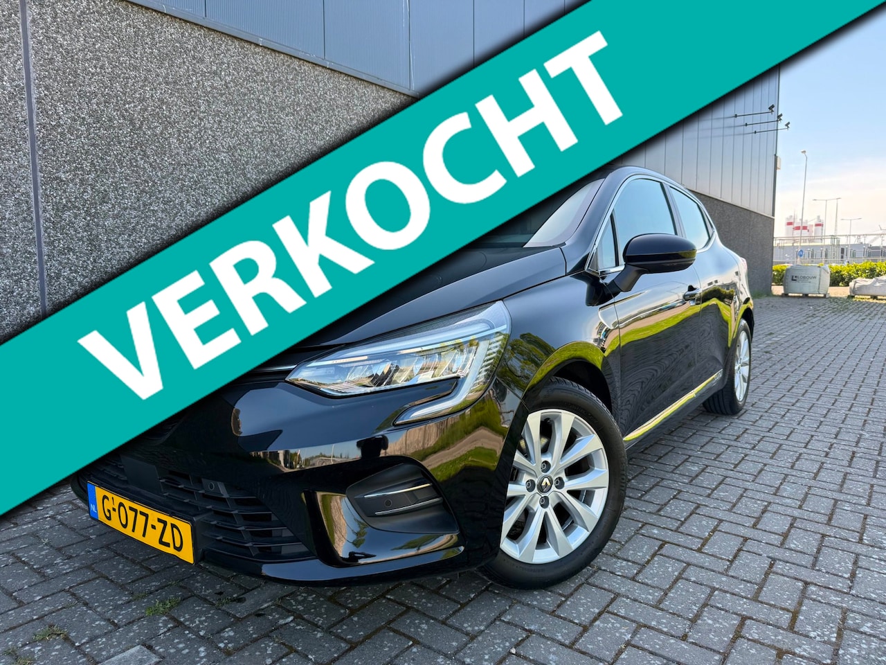 Renault Clio - 1.0 TCe Intens/1ste eigen/Dealer OH/NAVI/CRUISE/CARPLAY - AutoWereld.nl