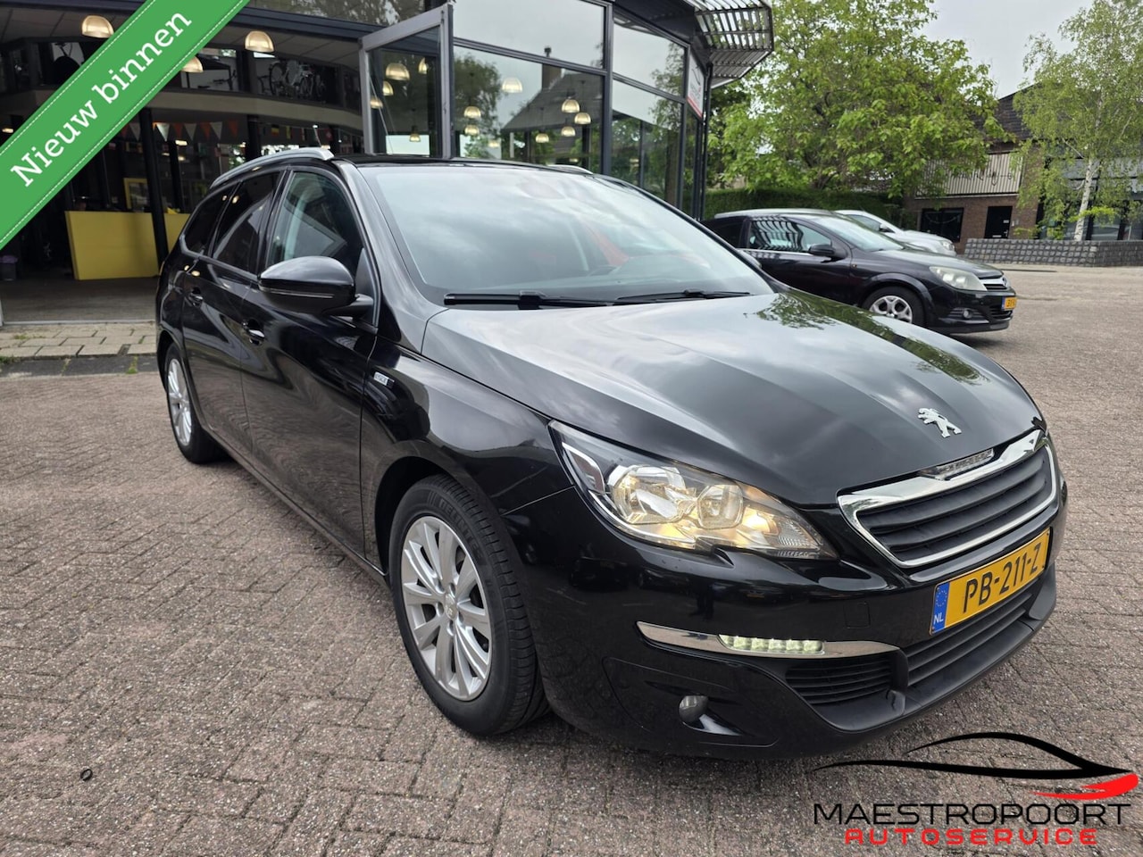 Peugeot 308 SW - 1.2 Allure - AutoWereld.nl