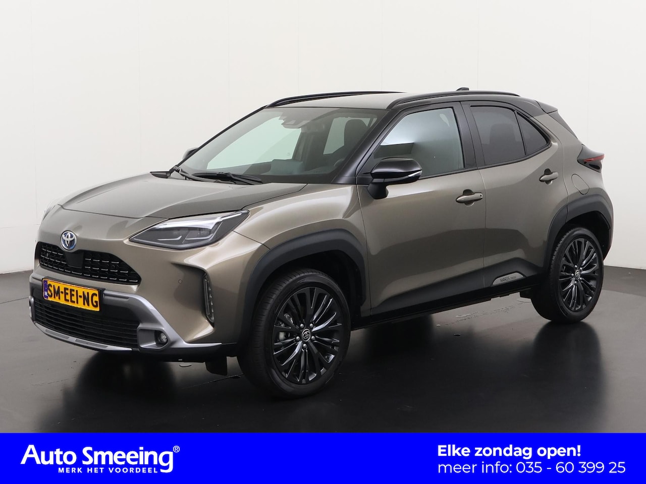 Toyota Yaris Cross - 1.5 Hybrid Adventure | Panoramadak | Blind spot | Head-up | Zondag Open! - AutoWereld.nl