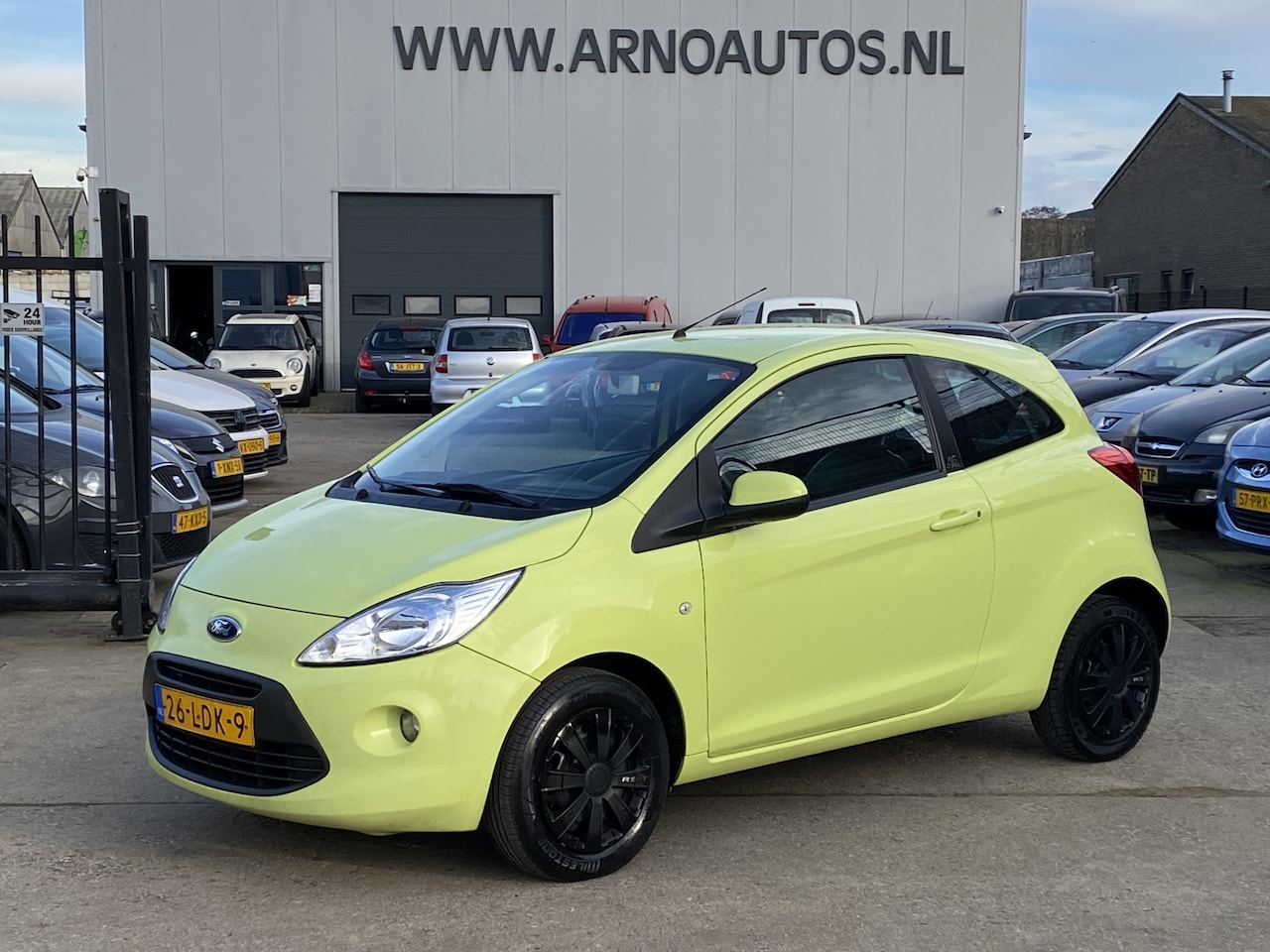 Ford Ka - 1.2 Titanium 1.2 Titanium, AIRCO, LEDER INTERIEUR, ELEK-RAMEN, RADIO-CD-MP3-AUX, ISOFIX, AIRBAGS, CENT- - AutoWereld.nl