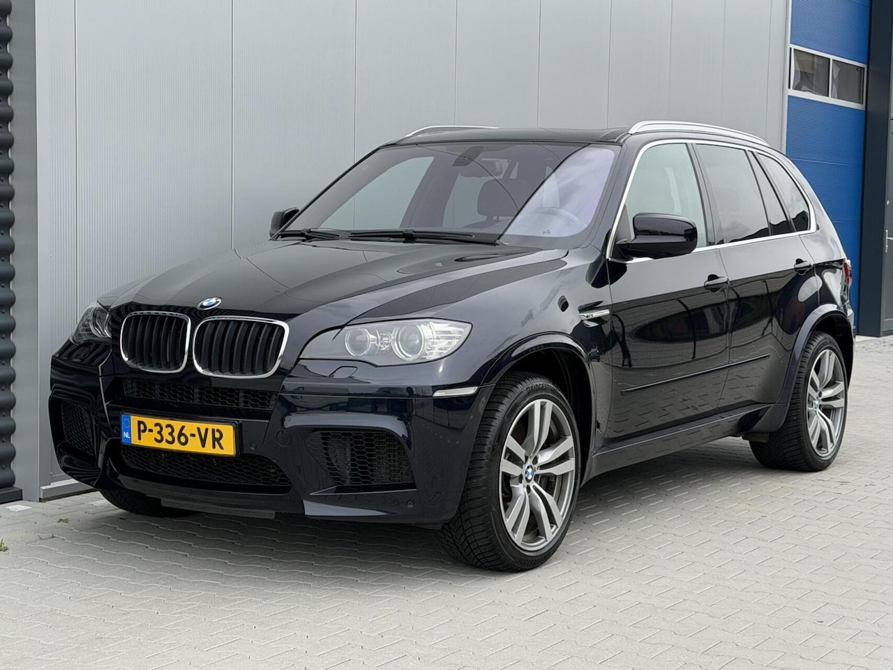 BMW X5 - 4.4i M X5M 556 PK | Pano | Head-up | Youngtimer | Vol opties ! - AutoWereld.nl