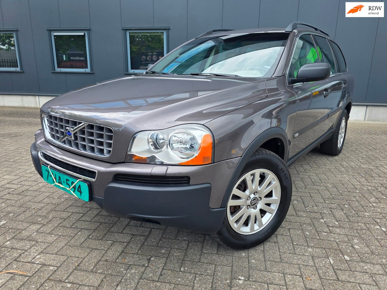 Volvo XC90 - 2.5 T Summum 2.5 T Summum, schuifdak, trekhaak, netto € 12.750, bijtelvriendelijk! - AutoWereld.nl