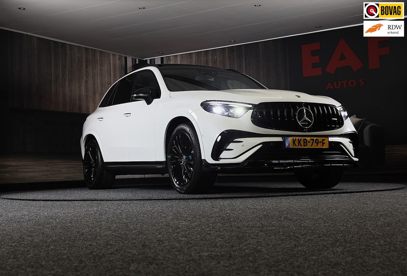 Mercedes-Benz GLC-klasse - 400e 4MATIC AMG 63 Look / Acc / Massage / Burmester / Head Up / Luchtvering / 360 Camera / - AutoWereld.nl