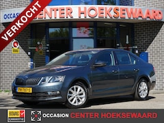 Skoda Octavia - 5D 1.0 TSI 115pk Greentech DSG Ambition Business | Dab+ | Camera | Automaat |