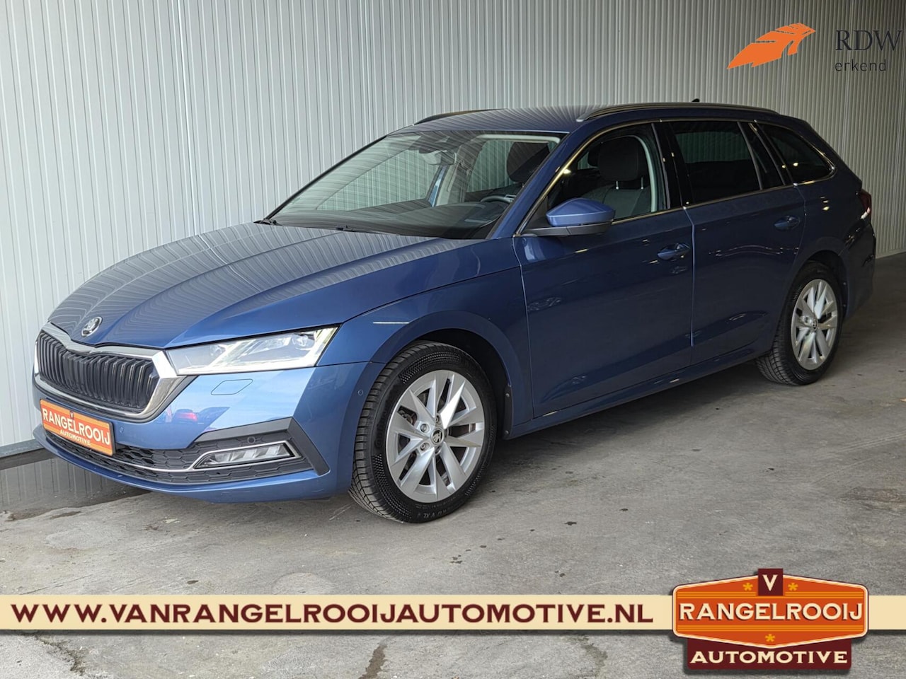 Skoda Octavia Combi - 1.0 TSI Business Edition Plus 1.0 TSI Business Edition Plus, ACC, LED kopl., stoel- / stuurverw. - AutoWereld.nl