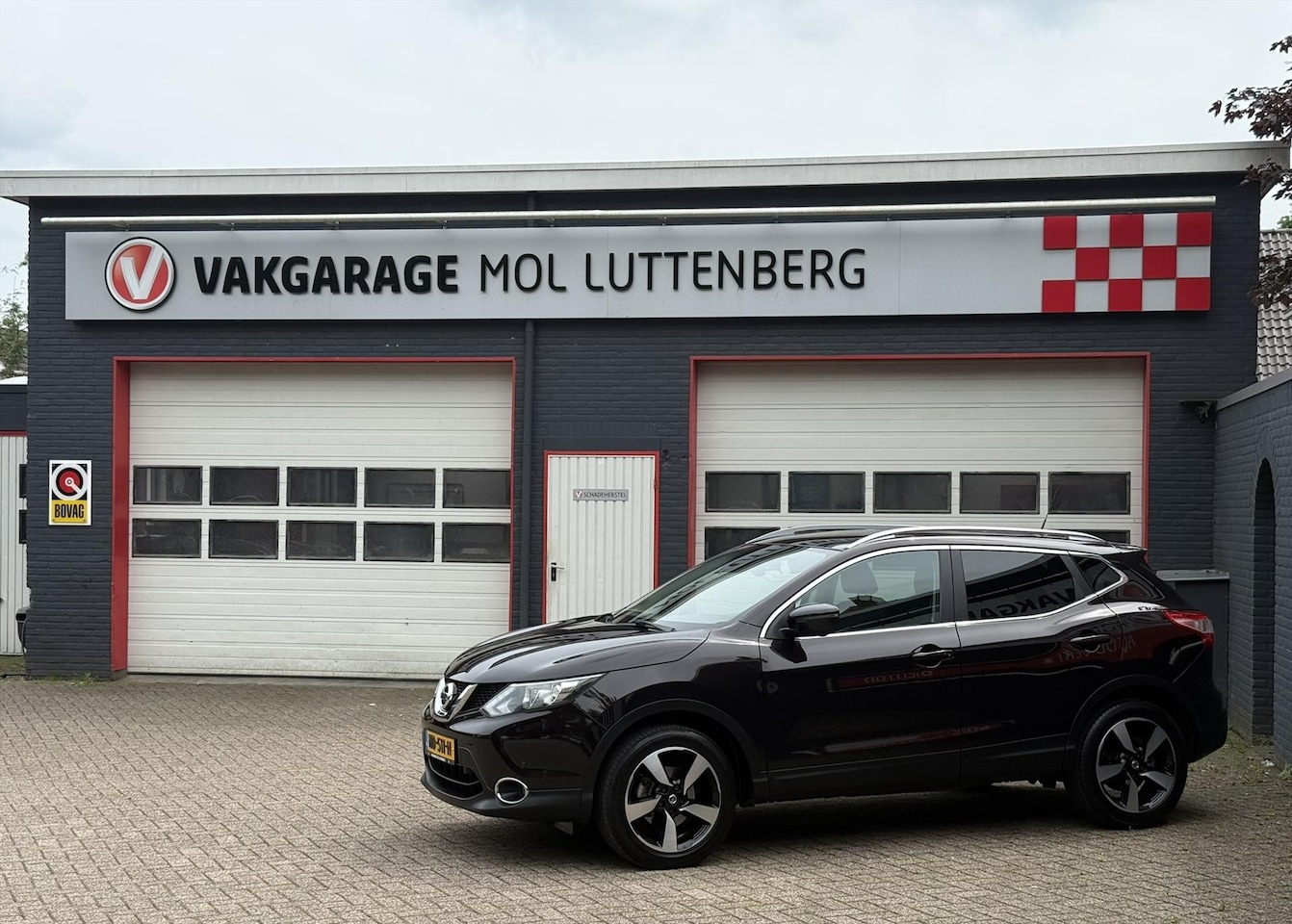 Nissan Qashqai - 1.2 115pk DIG-T N-Vision, PANORAMADAK, CRUISE CONTROL 360CAMERA - AutoWereld.nl
