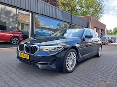 BMW 5-serie Touring - 520e luchtvering Business Edition Plus Navi Leer Achteruitrijcamera Electrische verstelbar