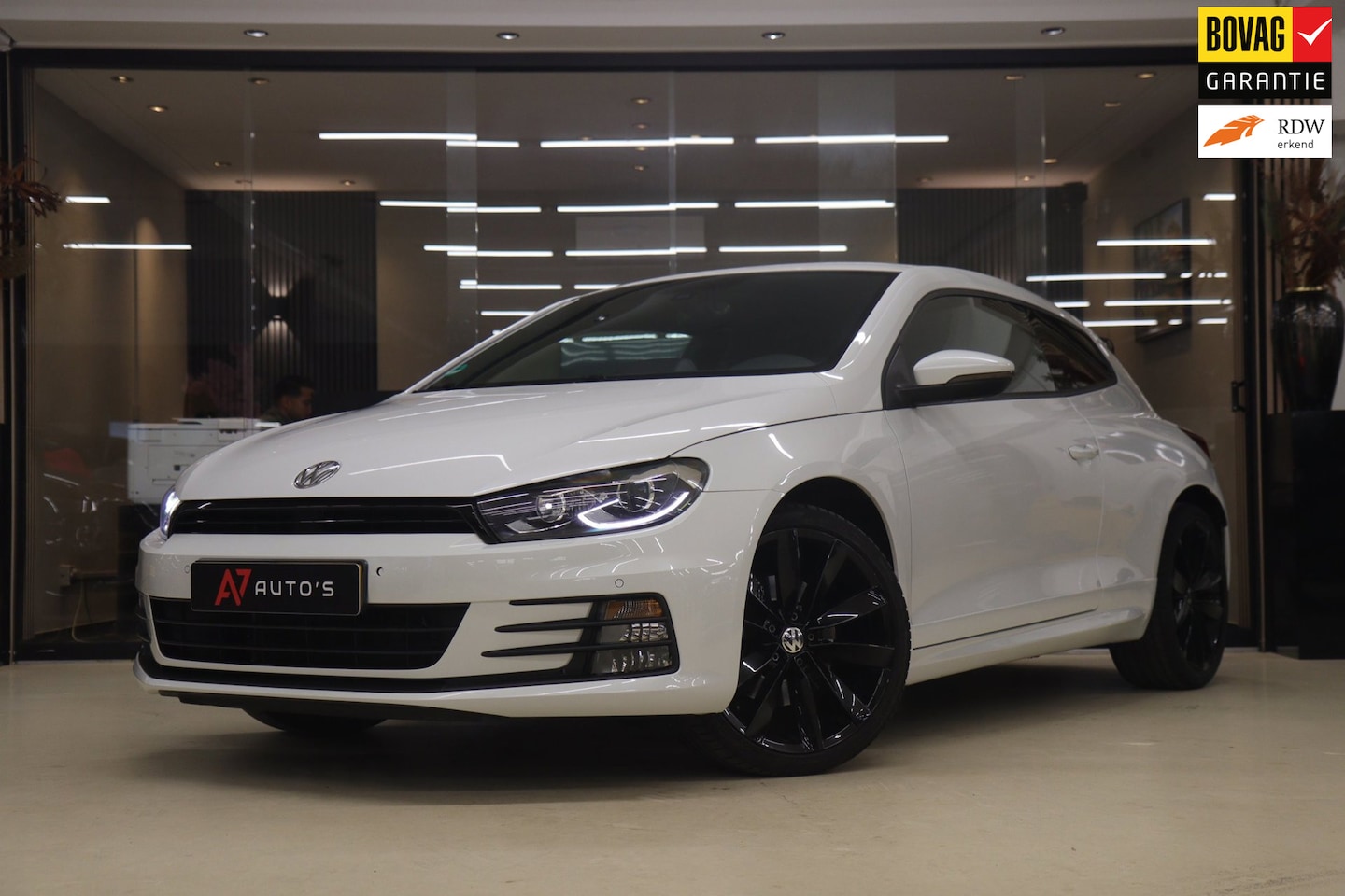 Volkswagen Scirocco - 2.0 TSI Highline Plus /STOELVER/Dynaudio/NAVI/VOL - AutoWereld.nl