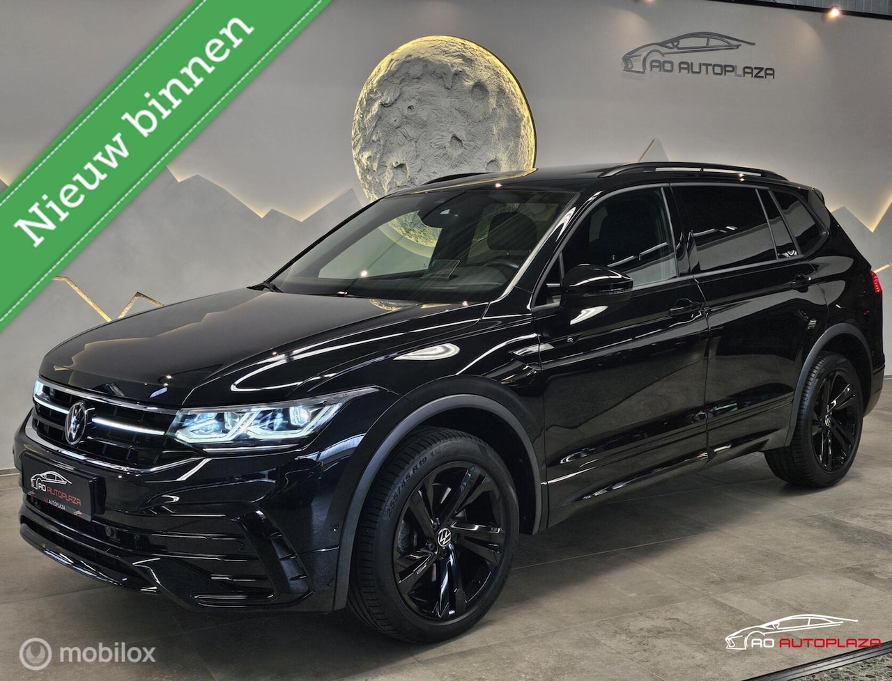 Volkswagen Tiguan Allspace - 2.0 TSI 4Motion 3x R-line 7p. Panorama/Keyless/Black style/HUD - AutoWereld.nl