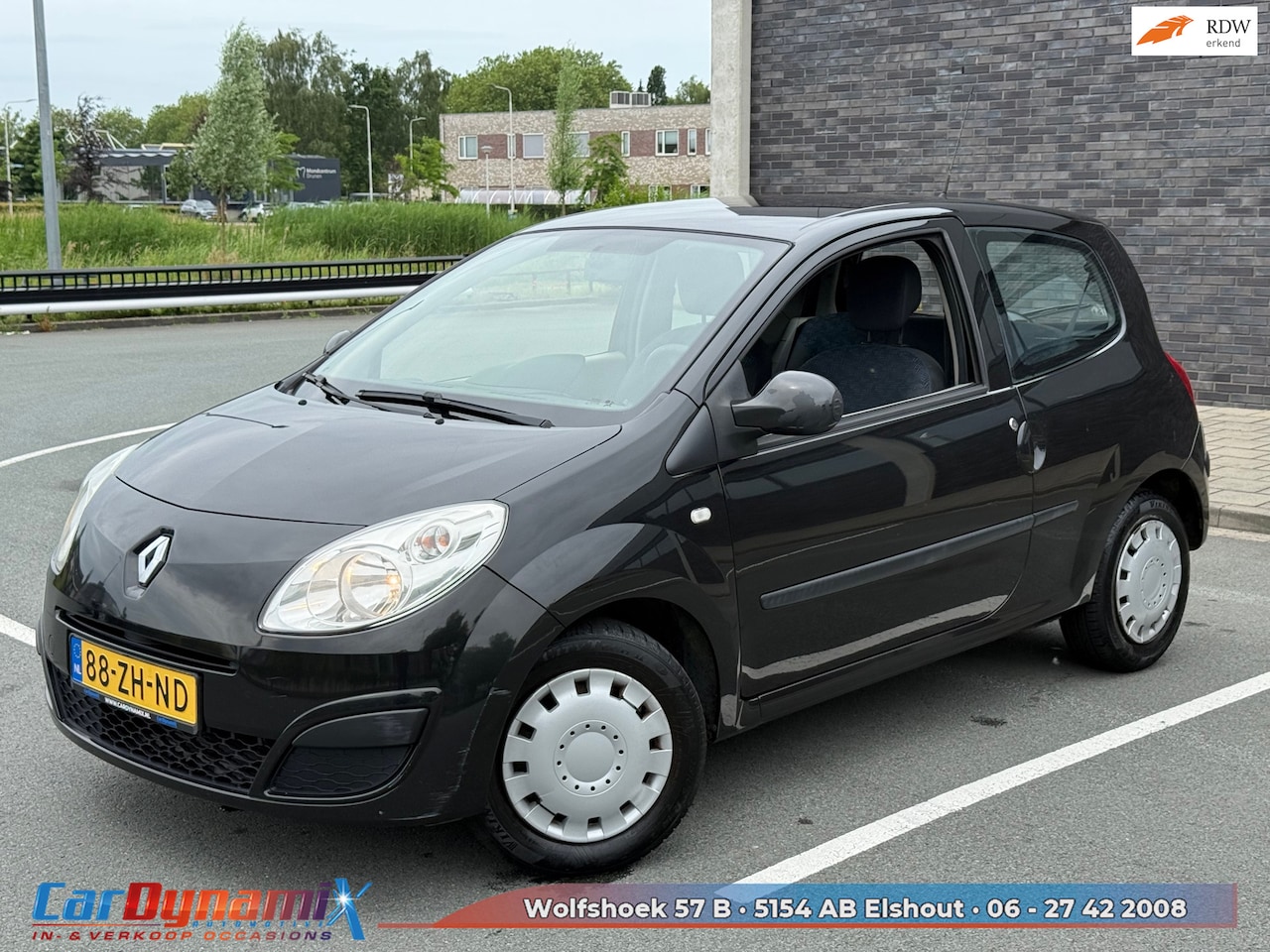 Renault Twingo - 1.2 Authentique | Airco | Zuinig | Rijd Schakelt Goed - AutoWereld.nl