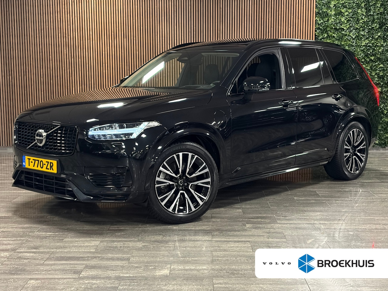 Volvo XC90 - T8 AWD Recharge Ultra Ultimate Dark | Luchtvering | Trekhaak | 360 Camera | Head-Up Displa - AutoWereld.nl
