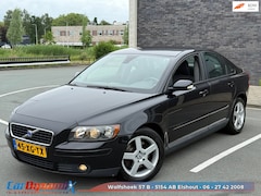 Volvo S40 - 2.4 Kinetic | 2e Eigenaar | Distributie 2022 | 5-Cilinder | R-Line LMV