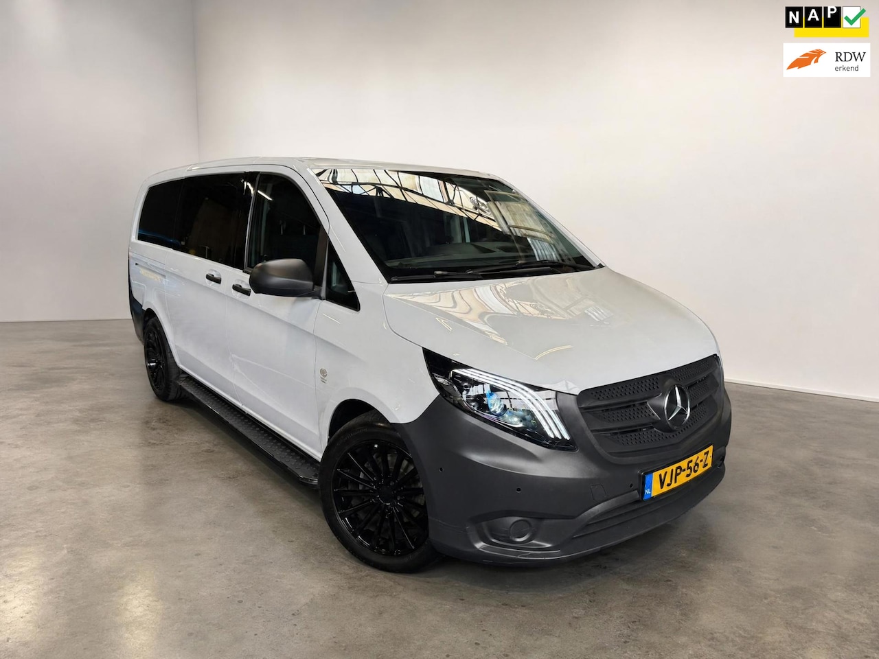 Mercedes-Benz Vito - 114 CDI Lang DC Comfort|9G-TRONIC|LED|CARPLAY|CLIMA|TREKHAAK|CAMERA|ORG MB MOTOR|INRUIL & - AutoWereld.nl