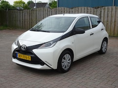 Toyota Aygo - 1.0 VVT-i x-fun Airco, elektrische ramen, centrale vergrendeling, enz
