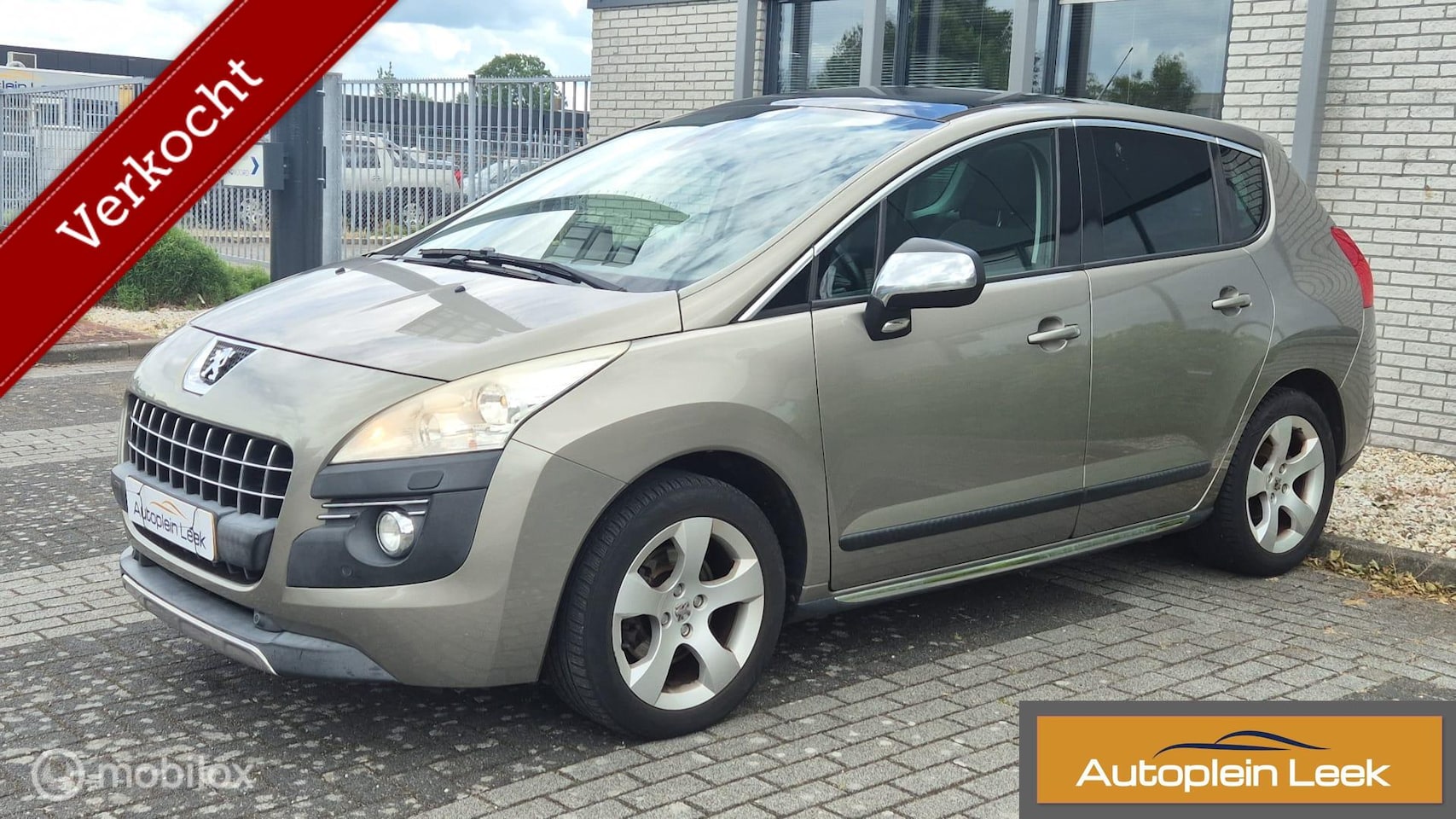 Peugeot 3008 - 1.6 THP Blue Lease Executive PANODAK TREKHAAK - AutoWereld.nl