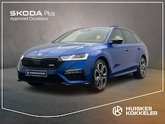 Skoda Octavia Combi - RS Business 1.4 TSI PHEV 245pk DSG Automaat Panoramadak, Adaptive cruise control, Achterui
