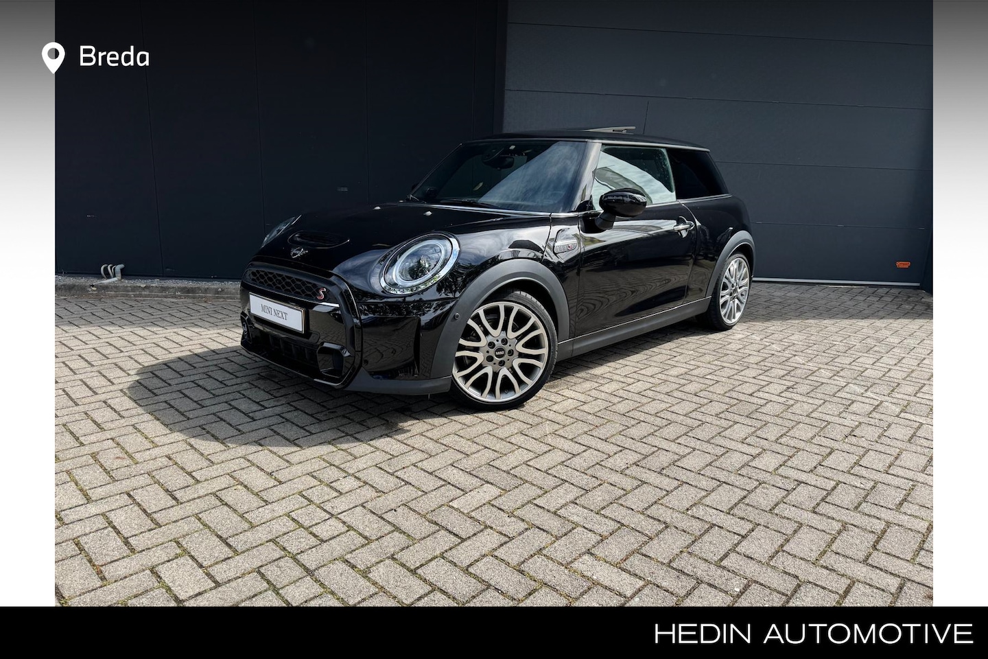 MINI 3-Deurs - 2.0 Cooper S John Cooper Works | Panoramadak | Harman Kardon | Stoelverwarming | Voorruitv - AutoWereld.nl