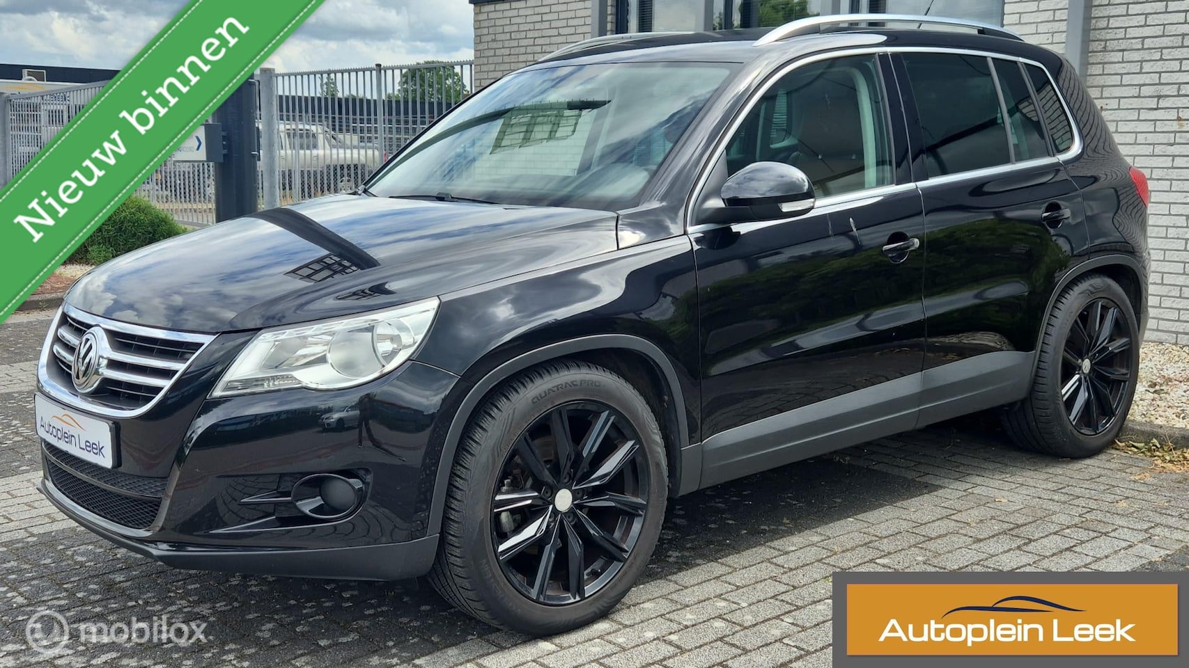 Volkswagen Tiguan - 2.0 TSI Track&Field 4Motion LEDER TREKHAAK - AutoWereld.nl