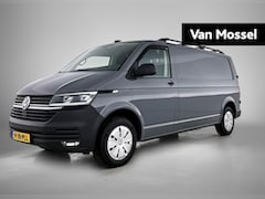 Volkswagen Transporter - 2.0 TDI L2H1 150PK | Automaat | Airco | Trekhaak | Multifunctioneel Stuurwiel | Adaptive C