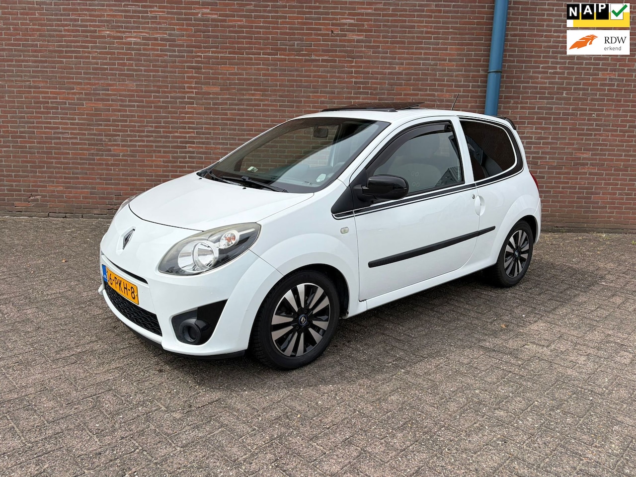 Renault Twingo - 1.2-16V Collection Night and Day Sport - AutoWereld.nl