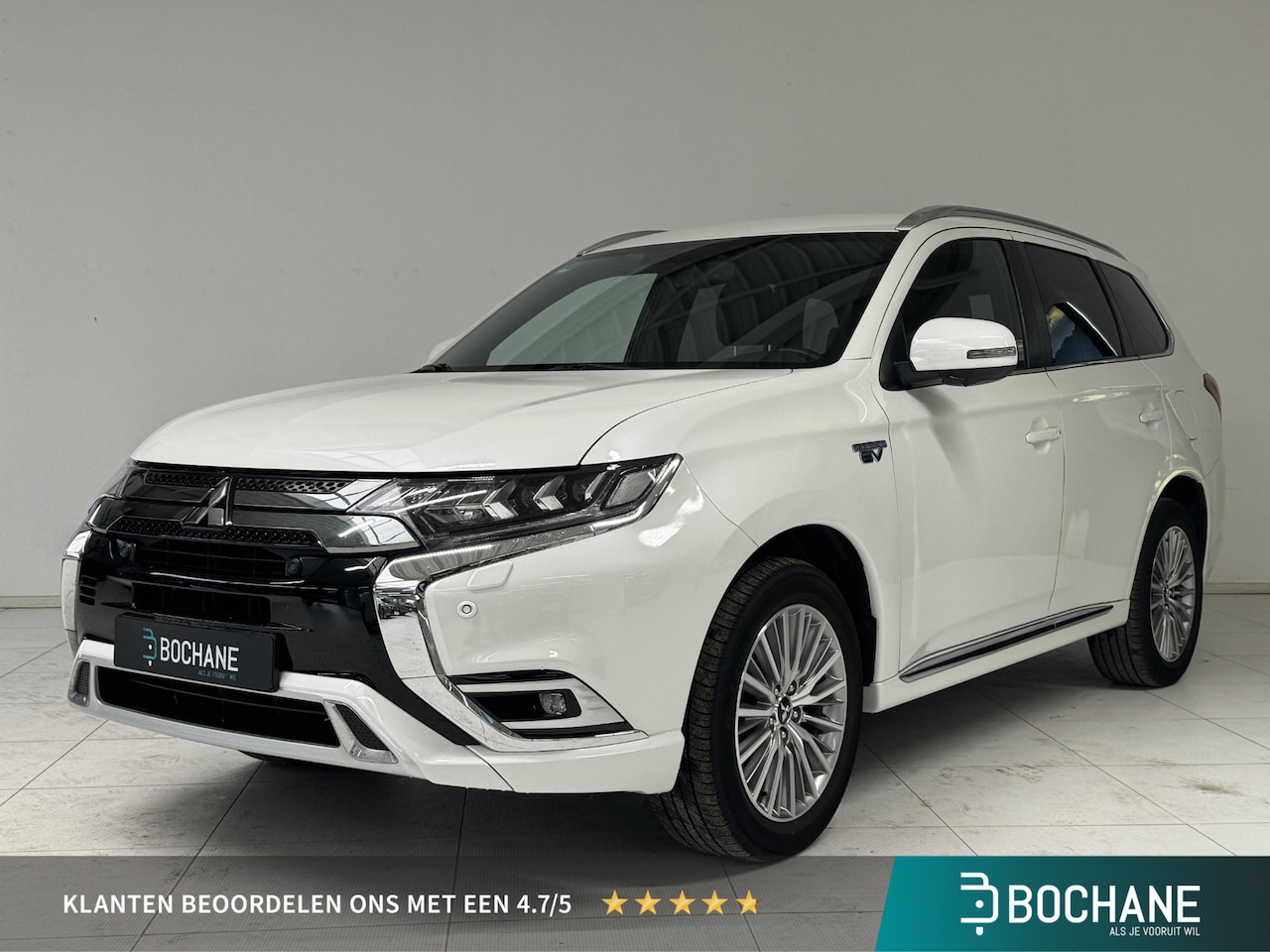 Mitsubishi Outlander - 2.4 PHEV Intense+ | Navigatie | 360° Camera | Stoelverwarming | Leder | - AutoWereld.nl