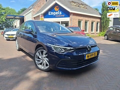 Volkswagen Golf - 1.0 eTSI Life AUTOMAAT - ALL-IN RIJKLAAR PRIJS