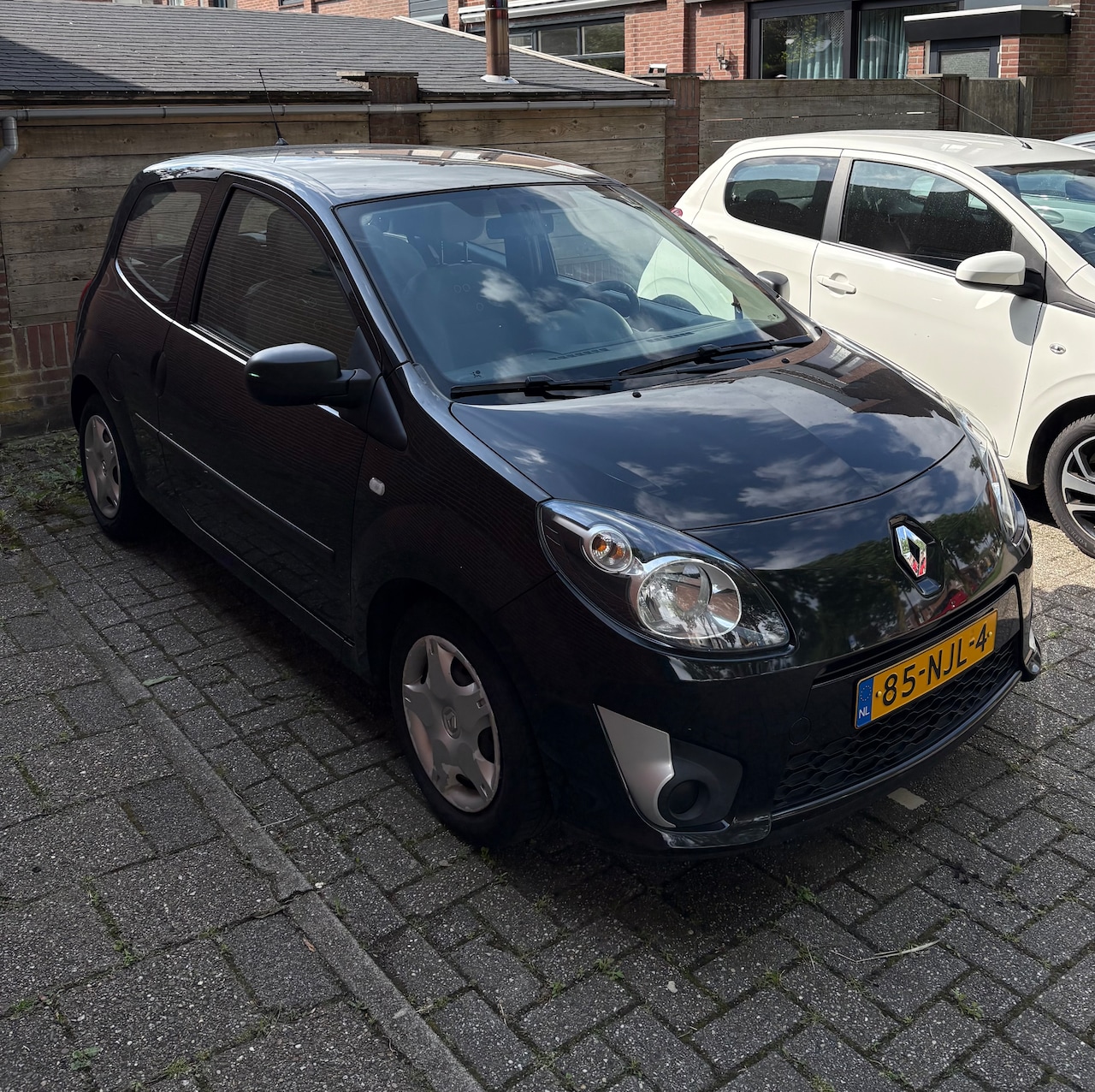 Renault Twingo - 1.2-16V Authentique - AutoWereld.nl