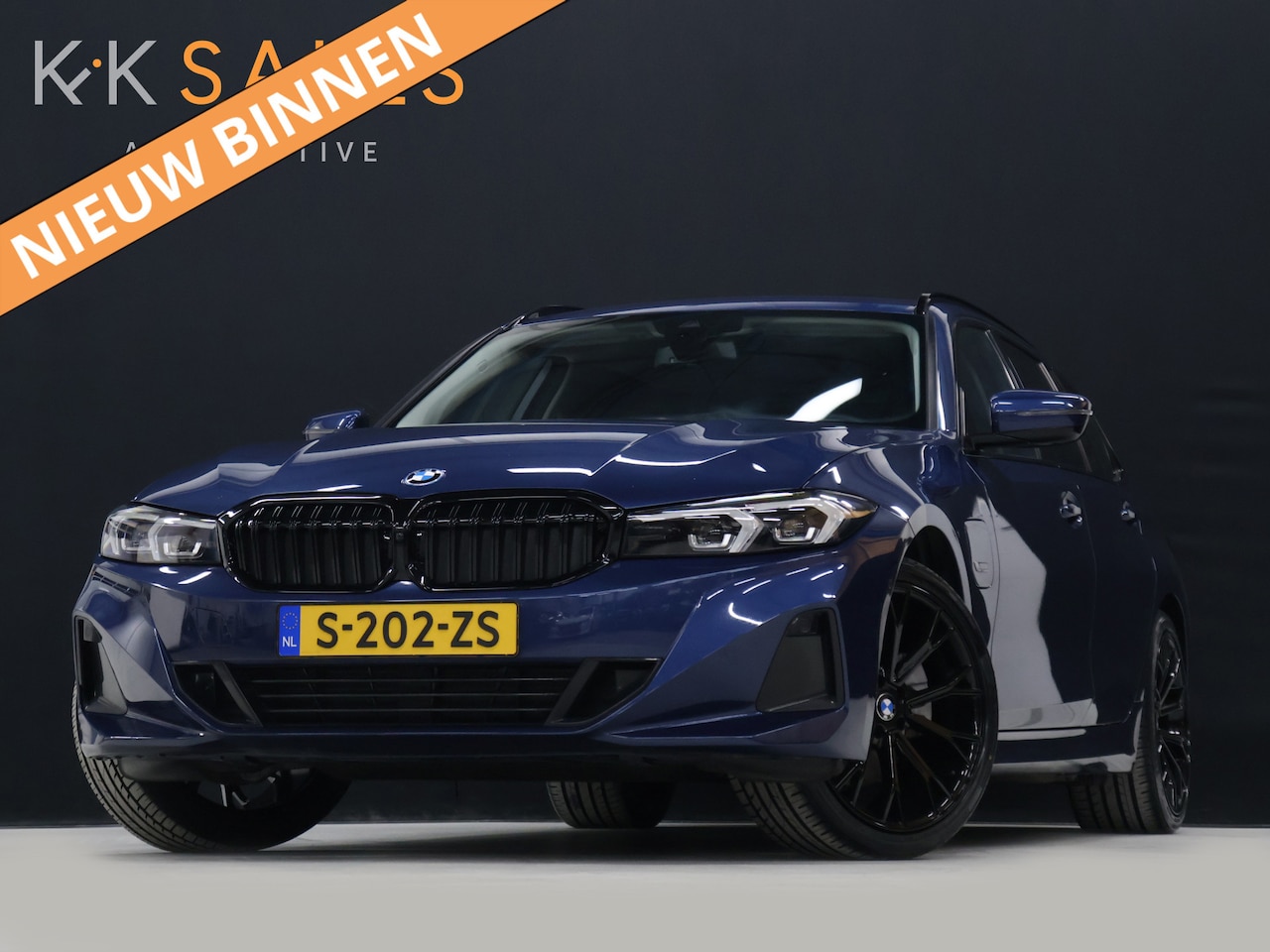 BMW 3-serie Touring - 320e FACELIFT [TREKHAAK UITKLAPBAAR, SOH: 94%, APPLE CARPLAY, ELEKTRISCH VERSTELBARE STOEL - AutoWereld.nl
