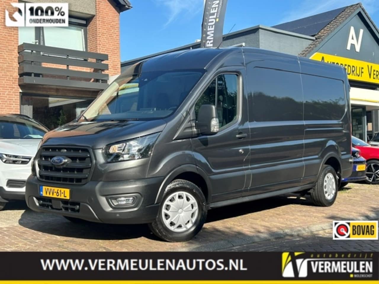 Ford Transit - 350 L3H2 2.0TDCi 130PK Trend Automaat + Clima/ Cruise/ Navi/ Camera/ CarPlay/ Trekhaak - AutoWereld.nl