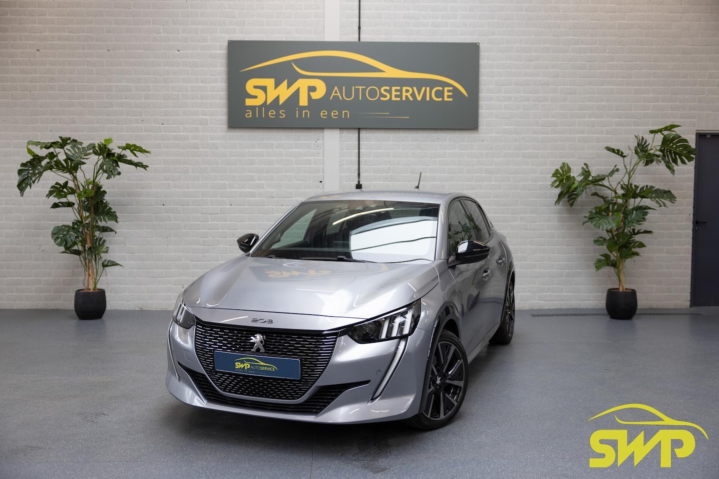 Peugeot 208 - 1.2 PureTech GT 130pk | Navi | Camera - AutoWereld.nl