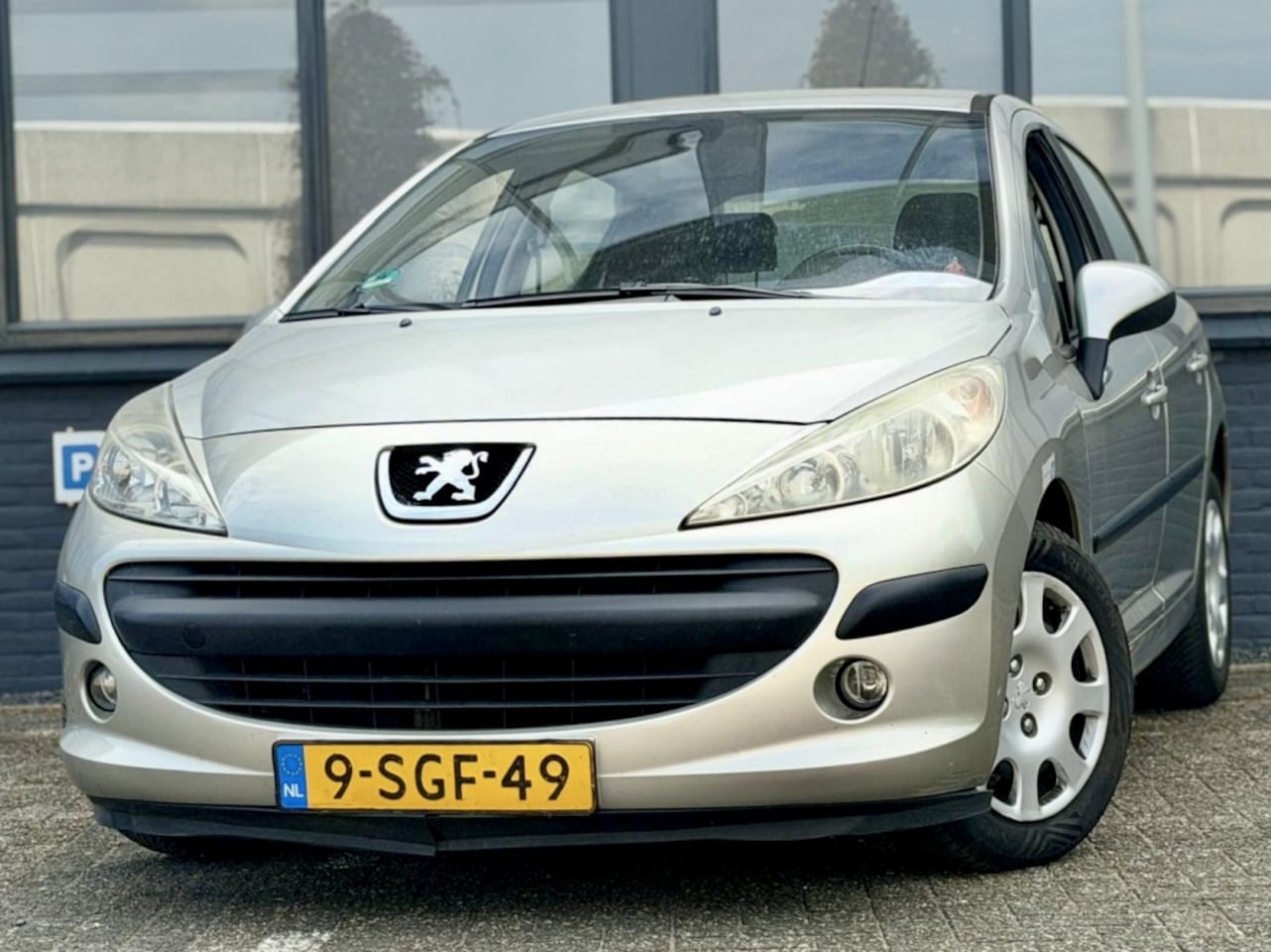 Peugeot 207 - 1.4-16V XR 1.4-16V XR - AutoWereld.nl