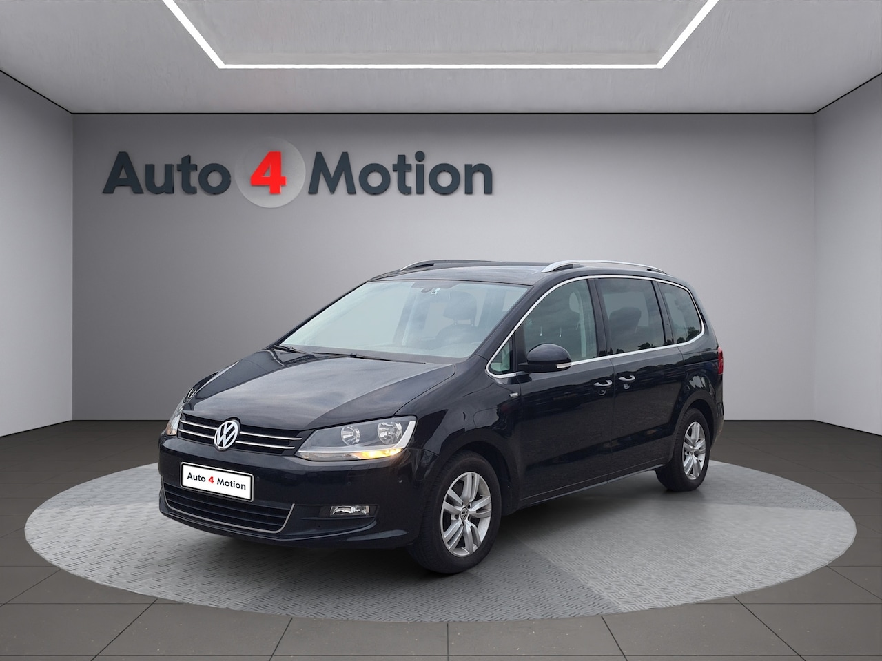 Volkswagen Sharan - 1.4TSI Highline 7p Met ECC I NAVIG I STOELVERW - AutoWereld.nl