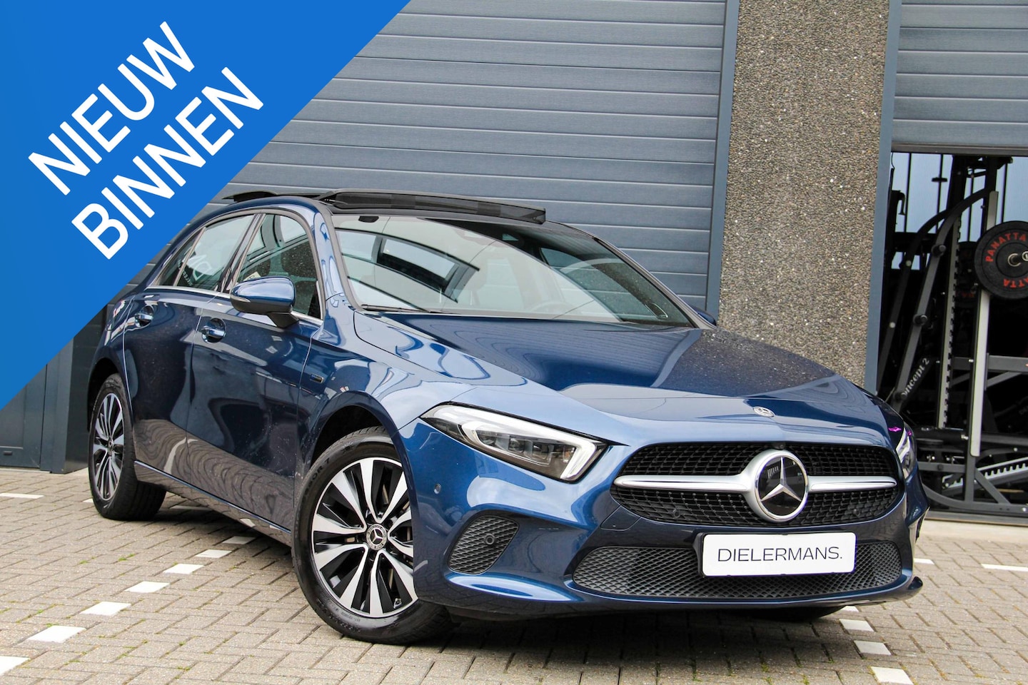 Mercedes-Benz A-klasse - 250 e | SOH 100% | BTW voertuig | panoramadak | Burmester audio | Sfeerverlichting | Elekt - AutoWereld.nl