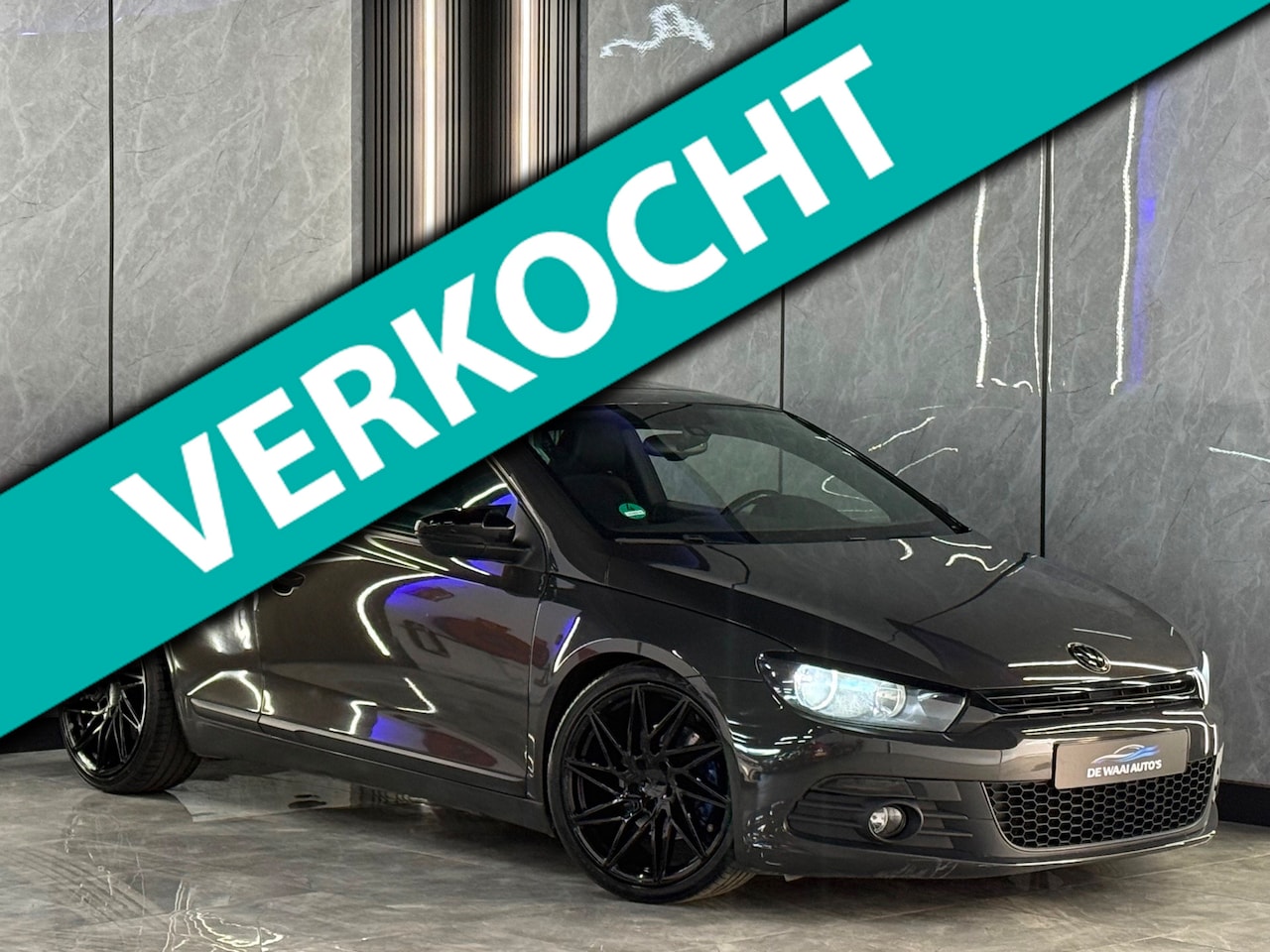 Volkswagen Scirocco - 1.4 TSI Pano | DSG | Led | Velgen | Navi | Clima | Cruise | Stuurbed | Boekjes - AutoWereld.nl