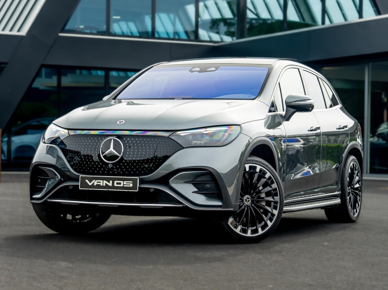 Mercedes-Benz EQE SUV - EQE 350+ AMG Line | Hyperscreen | Premium Plus | Achteras sturin - AutoWereld.nl