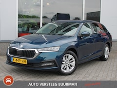 Skoda Octavia Combi - 1.0 TSI Ambition Uitklapbare Trekhaak, Cruise en Climate Control, Stoelverwarming, Virtuee