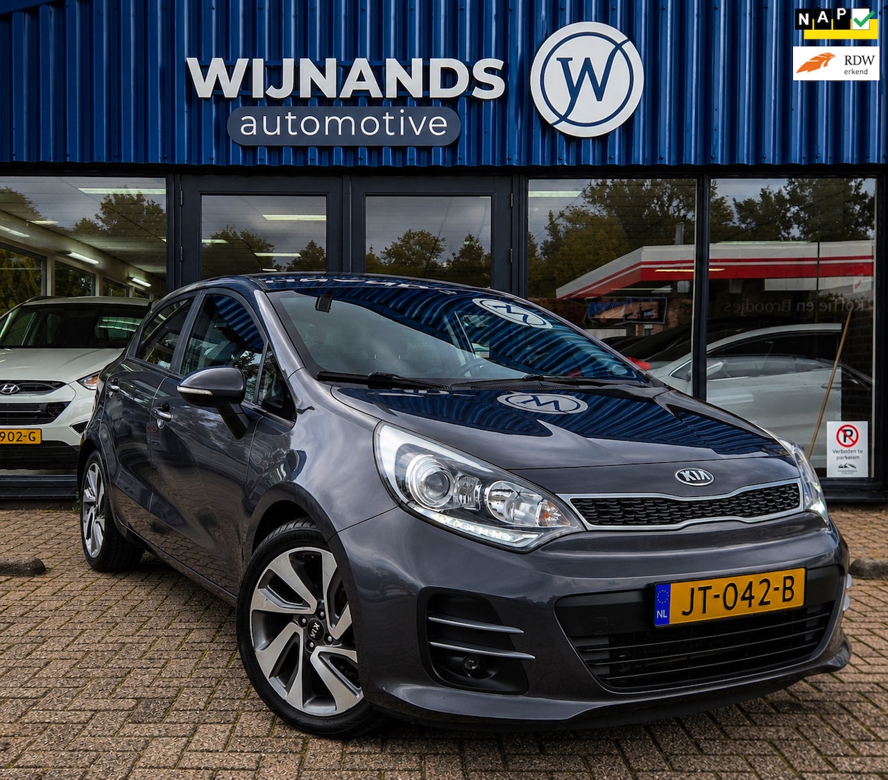 Kia Rio - 1.2 CVVT ExecutiveLine Dealer Onderhouden Camera PDC - AutoWereld.nl