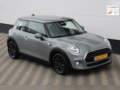 MINI Cooper - 1.5 Automaat LED Xenon Clima PDC extra winterset