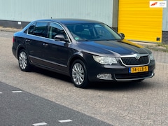 Skoda Superb - 1.8 TSI Elegance Business Line/Automaat/Trekhaak/airco