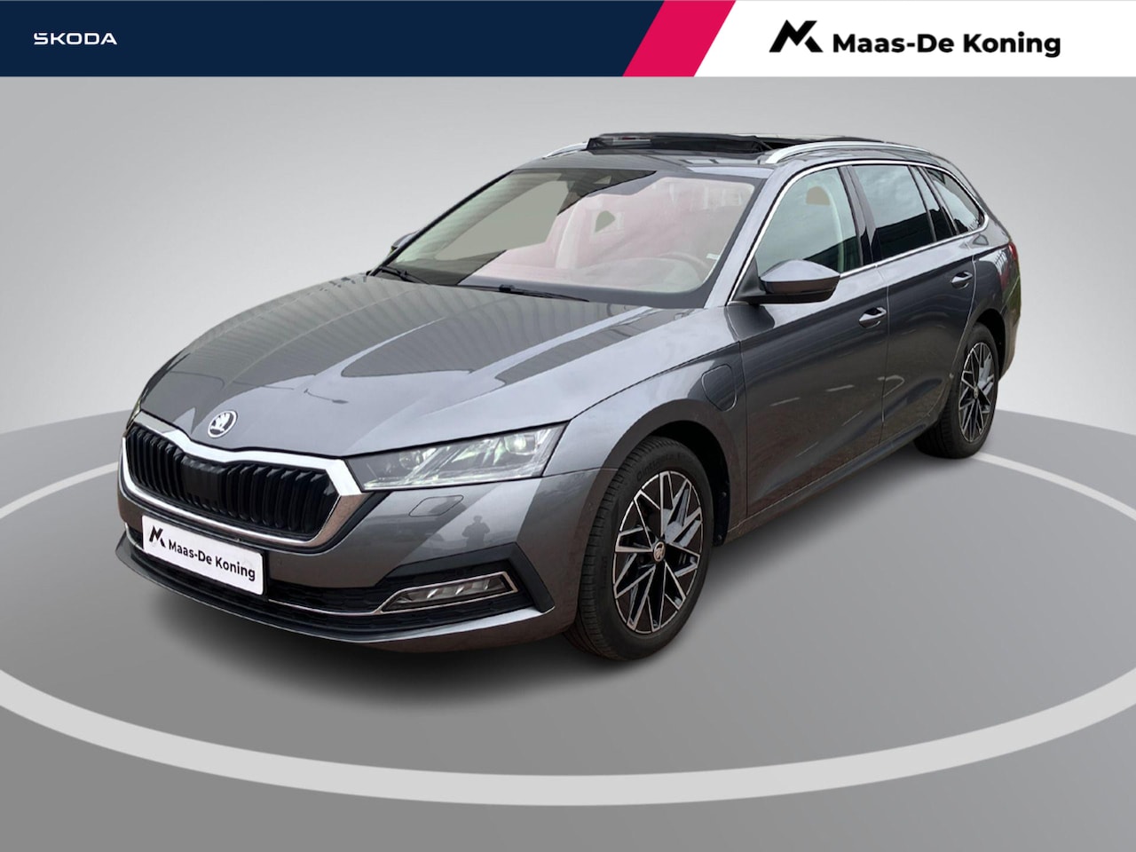 Skoda Octavia Combi - 1.4TSI iV 150kW/204PK PHEV Business Edition Plus · Panoramadak · Trekhaak · Navigatie · Ca - AutoWereld.nl