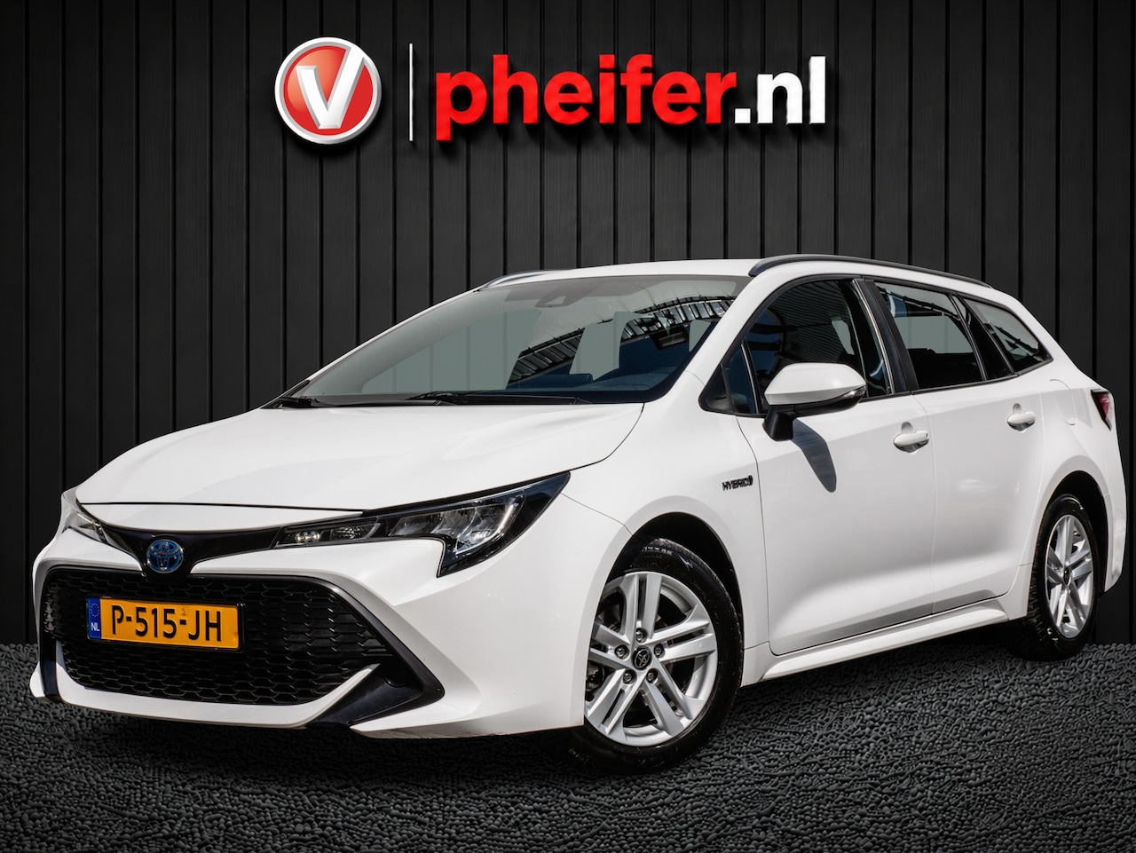 Toyota Corolla Touring Sports - 1.8 Hybrid Business Navigatie/ Dab/ Carplay/ Adapt. cruise/ Camera/ Full led/ Lmv - AutoWereld.nl