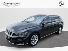 Volkswagen Passat Variant - 1.4 TSI PHEV GTE Business | Trekhaak | LED | ACC | Elek. klep | A. cam |