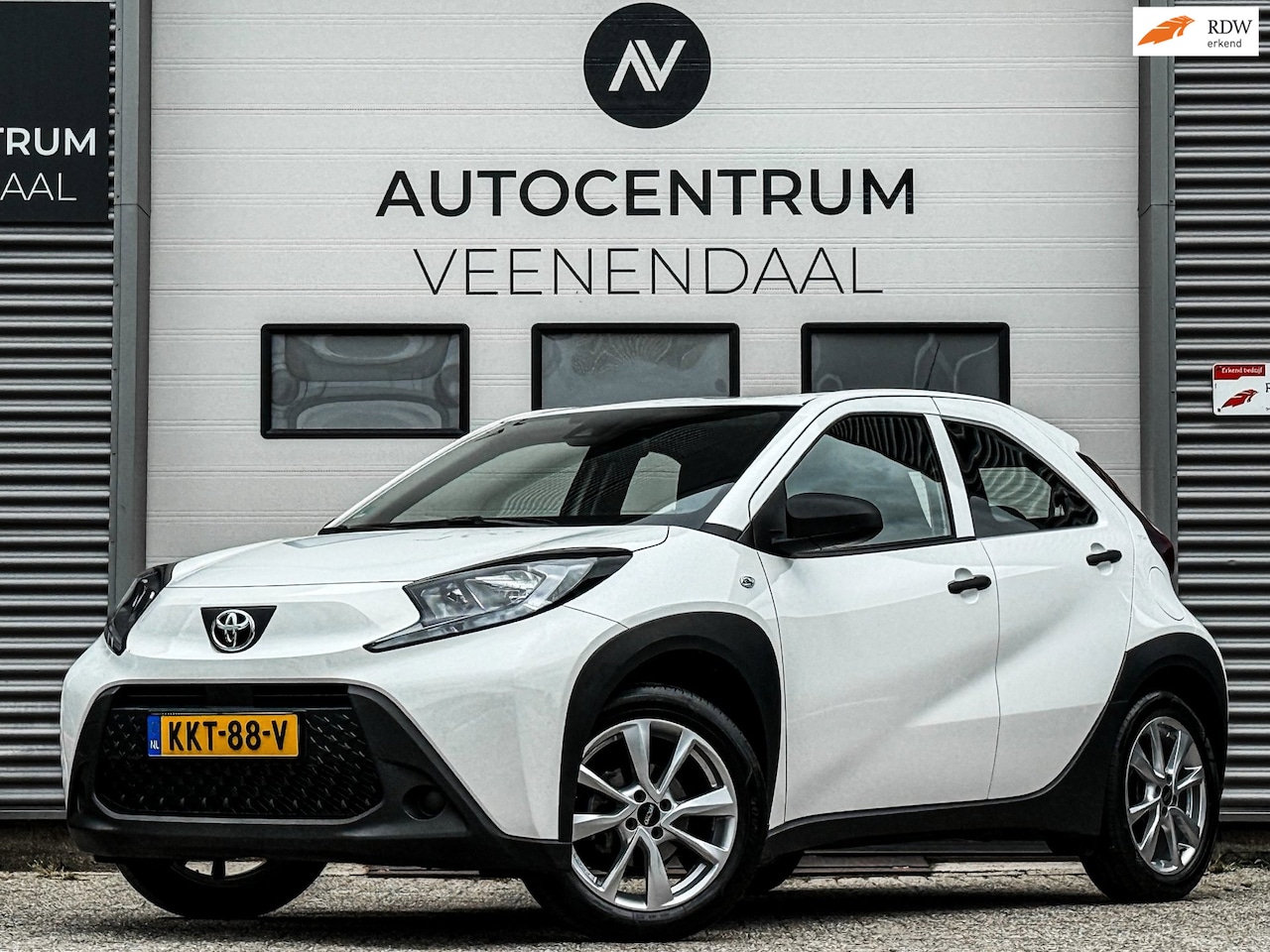 Toyota Aygo X - 1.0 VVT-i 72 PK ACC/DAB/AIRCO/LM VELGEN/ISOFIX - AutoWereld.nl
