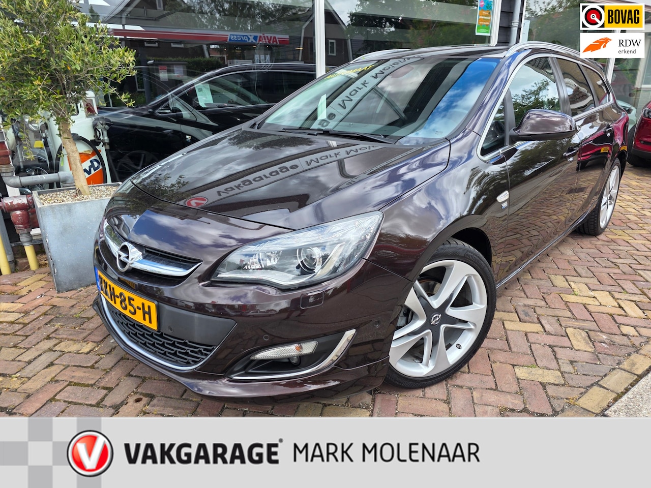 Opel Astra Sports Tourer - 1.6 Sport 1.6 Sport,Opc-line,leer,Automaat,mooie look! - AutoWereld.nl