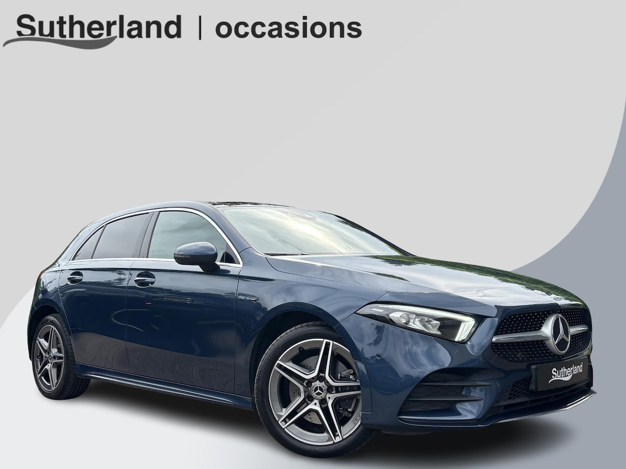Mercedes-Benz A-klasse - 250 e AMG Line | Panoramadak | Stoelverwarming | Sportstoelen | Camera - AutoWereld.nl