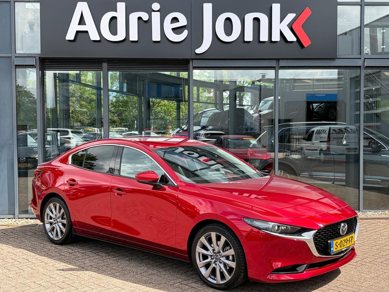 Mazda 3 - 2.0 e-SkyActiv-G M Hybrid Luxury TREKHAAK | LEDER | Bose AUDIO | 18"LM VELGEN | CAMERA | 1 - AutoWereld.nl