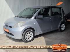 Daihatsu Sirion 2 - 1.0-12V Trend, el. pakket, 14" lmv, allseason banden, isofix